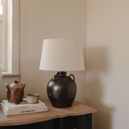 Urn Lamp with Linen Shade | Black/Brown