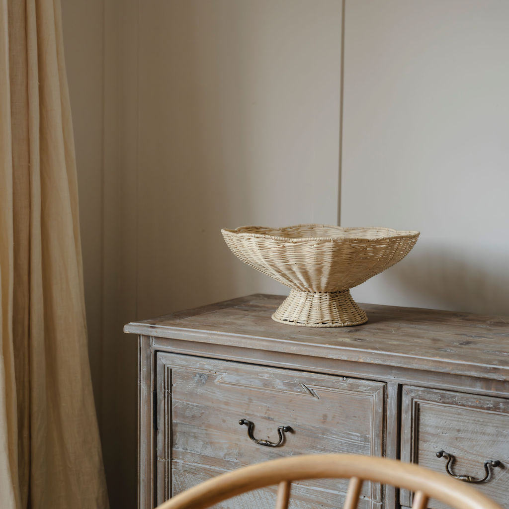 (Slight Seconds) Wicker Scalloped Fruit Bowl